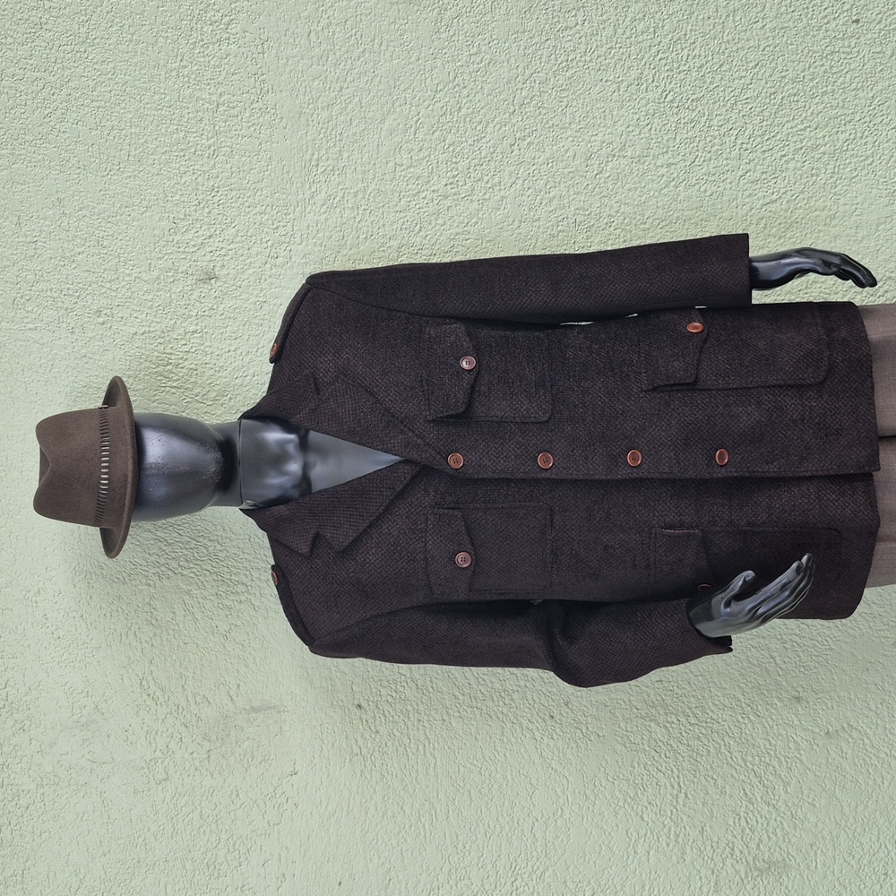 Nicole Miller (Italy) Men's Rich Brown Italian Wool Fabric Luxury Blazer/Coat